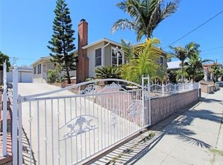 563 W 10th St, San Pedro, CA 90731