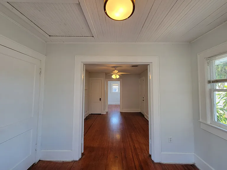 540 1/2 7th Ave N #2 — Photo 8
