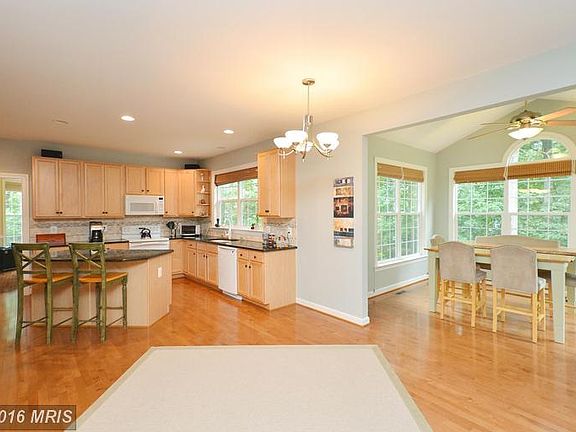 5th image of 17131 Flint Farm Dr