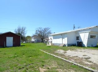 133 Sullivan St, Florence, TX 76527