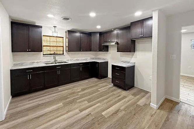 3701 Ridgemont Dr — Photo 14