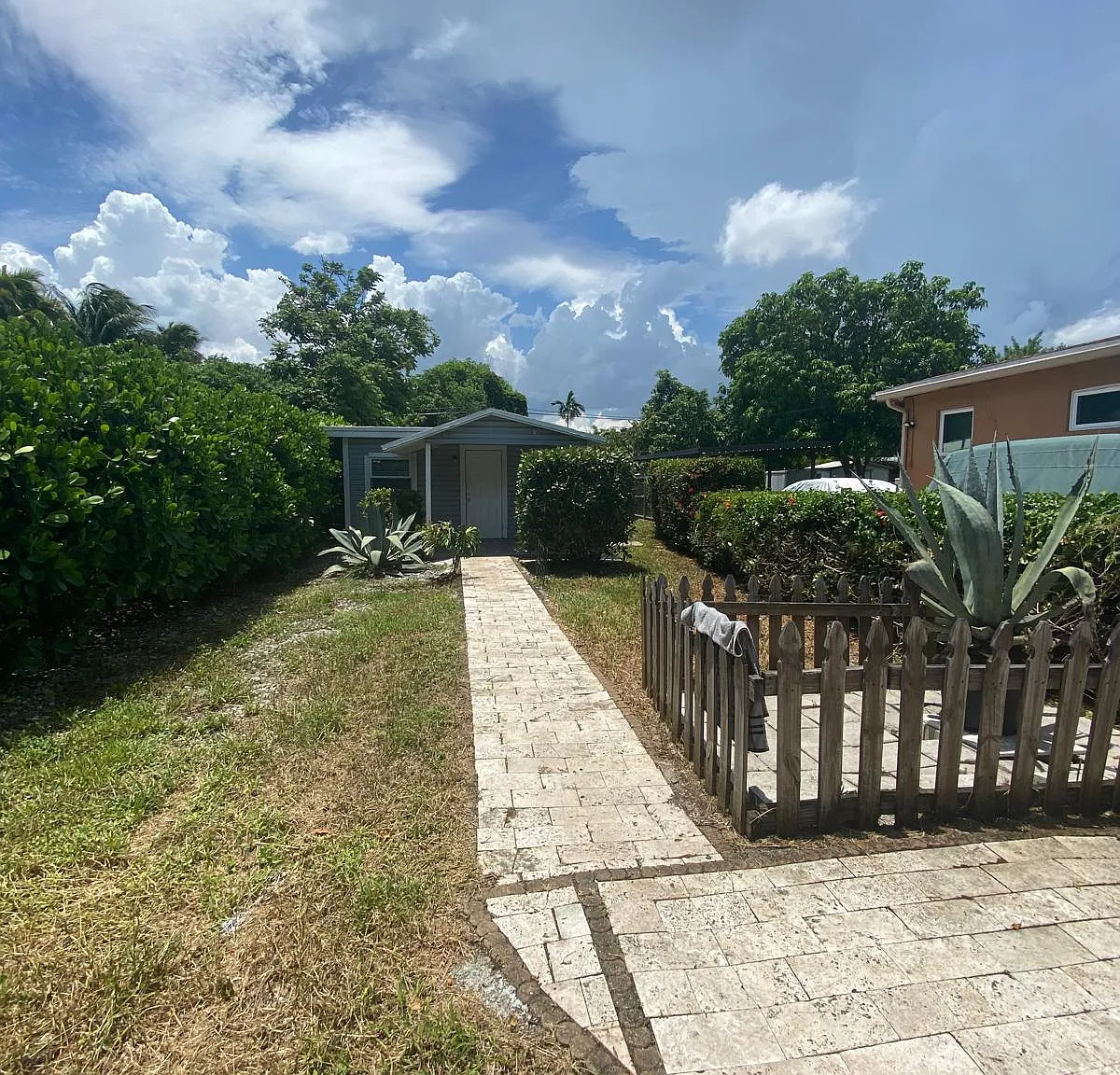 1 bed, 700 sqft, $1,800 — Photo 3