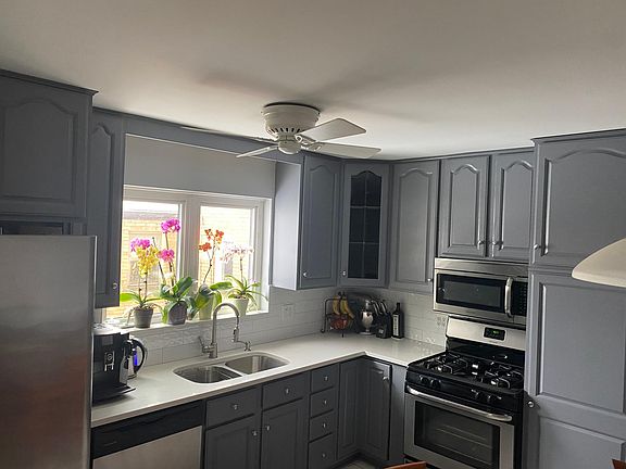 3rd image of 6448 N Oketo Ave #1