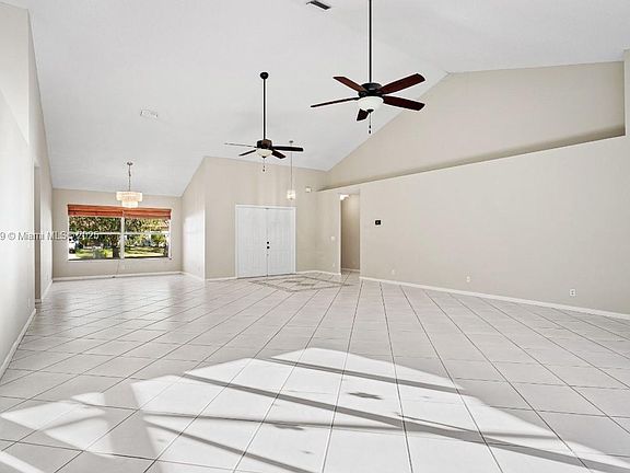 4th image of 1200 NW 161st Ave