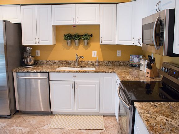 3rd image of 12296 Wye Oak Commons Cir #102