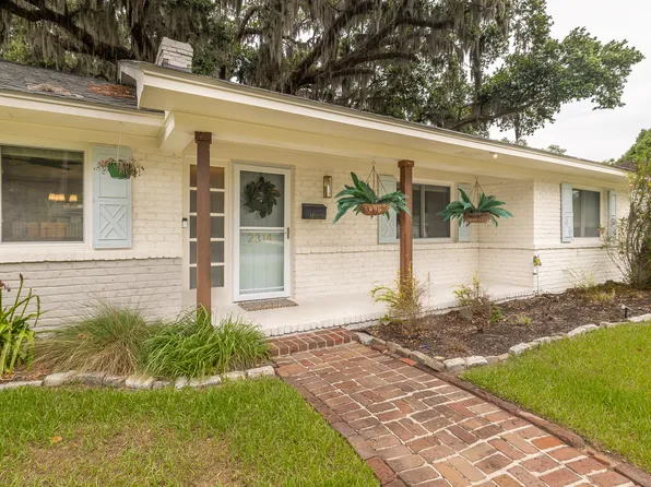 2314 E 38th St, Savannah, GA 31404
