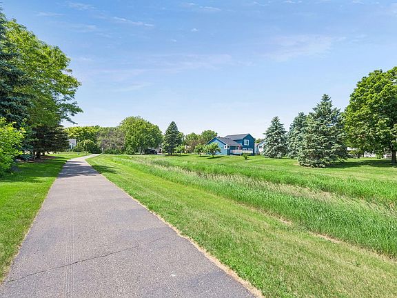 5th image of 612 Butler Dr