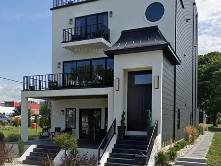 411 S Rath Ave #2 — Photo 2