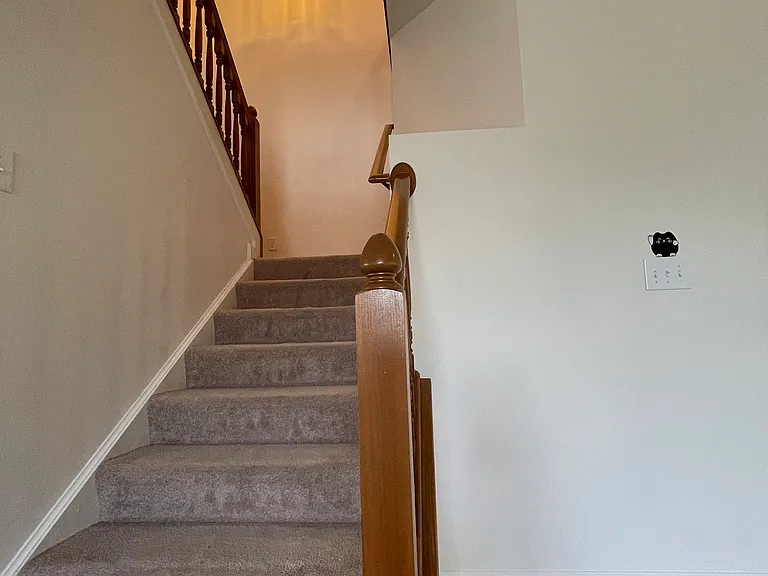 2875 Parkview Dr — Photo 18