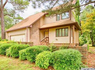 6514 Willow Springs Blvd NW, Huntsville, AL 35806