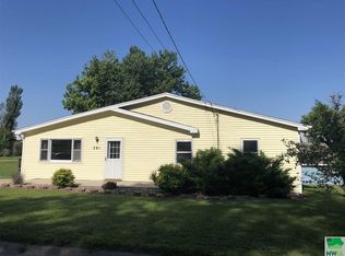 701 Burton St, Sioux City, IA 51103