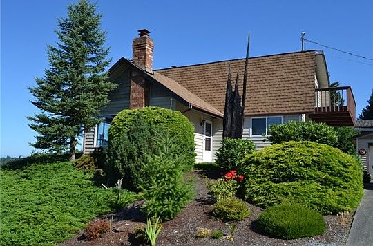 2nd image of 1708 63rd Ave NE