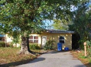 4651 NE 2nd Ter, Oakland Park, FL 33334