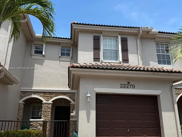 22270 SW 93rd Pl — Photo 1
