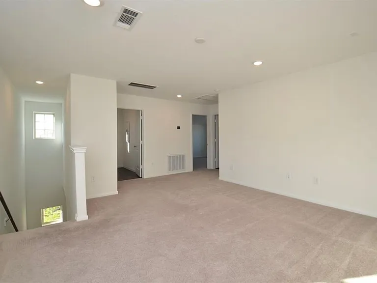 16439 Big Hickory Dr — Photo 13
