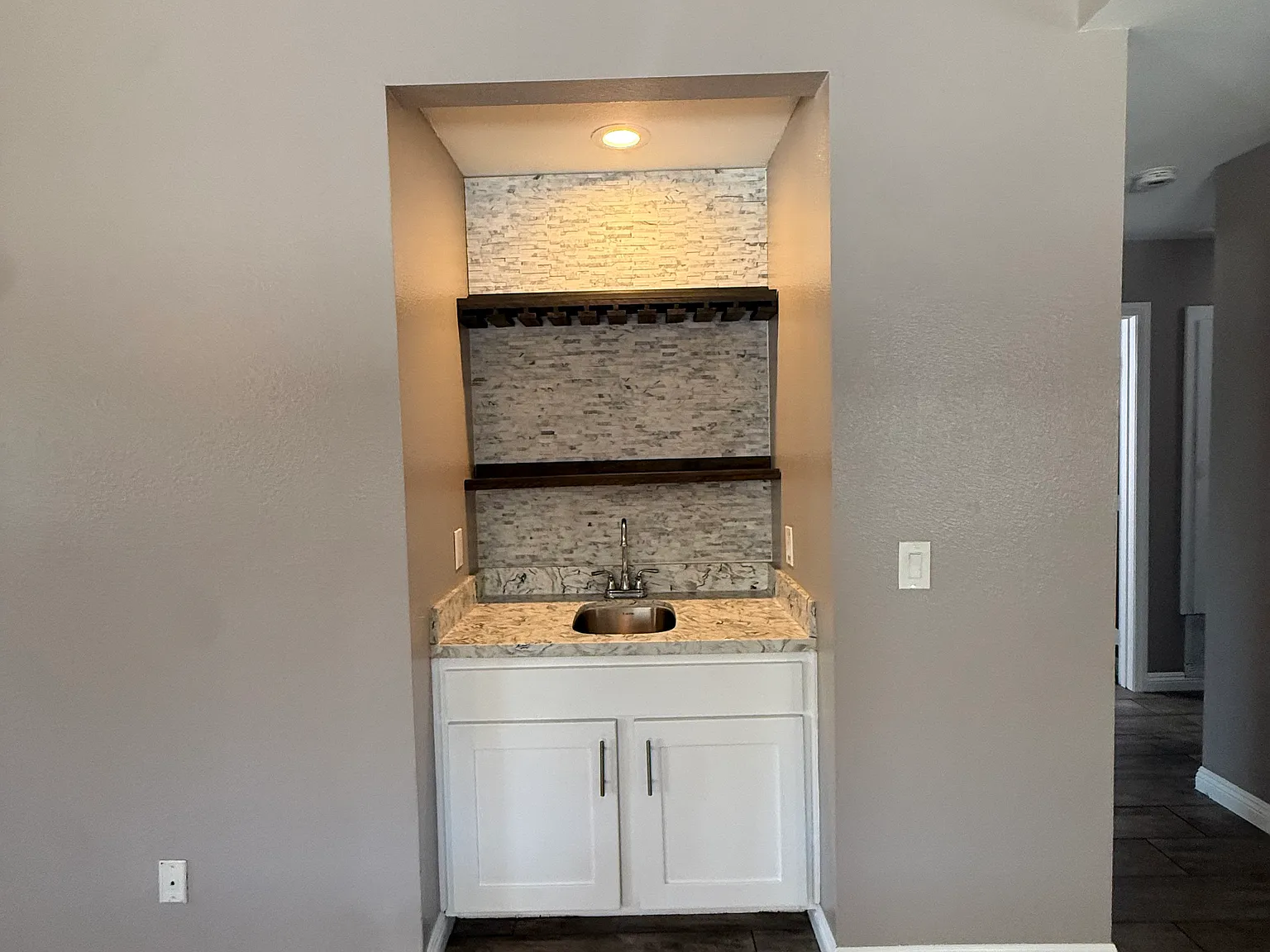 3 bed, 1373 sqft, $3,100 — Photo 4