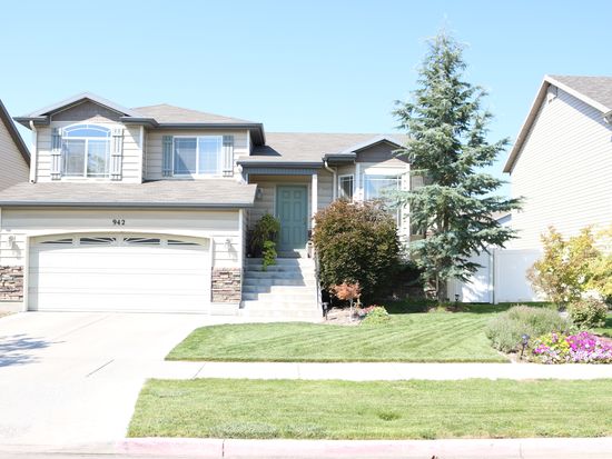 942 W Foxboro Dr, North Salt Lake, UT 84054
