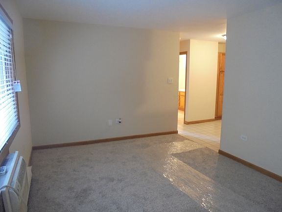5th image of 1130 S Dunlop Ave #1D