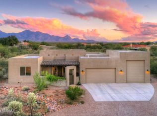 1053 E Baldy Spring Pl, Green Valley, AZ 85614