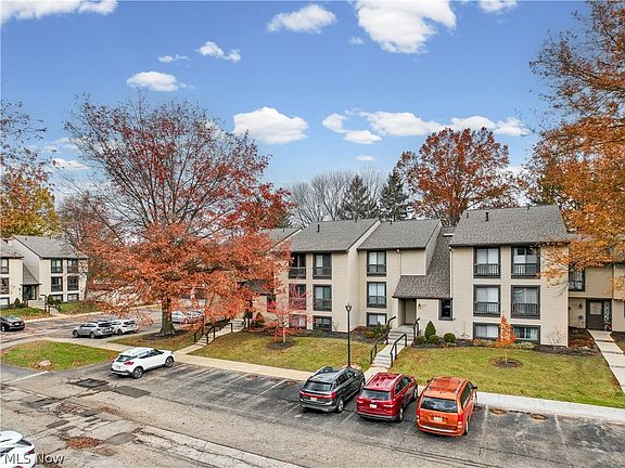 2nd image of 6330 Greenwood Pkwy APT 103
