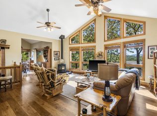 692 Indian Valley Rd, Branson West, MO 65737