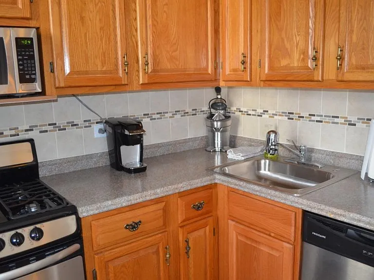 Studio Kitchen
