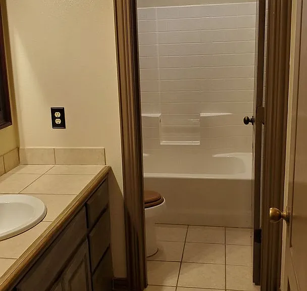 1621 Colonial Dr — Photo 39