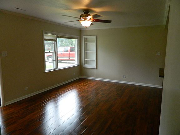 4th image of 368 Birchwood Dr
