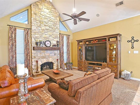4th image of 3817 Deer Forest Dr