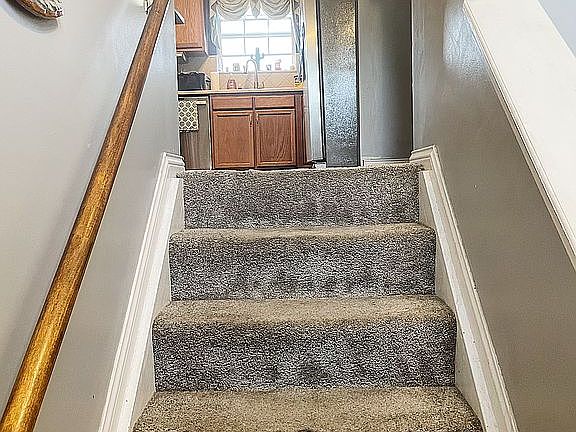 4th image of 1388 Shenandoah Ct