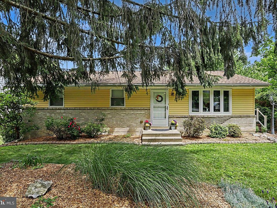 1st image of 12 Bare Ave