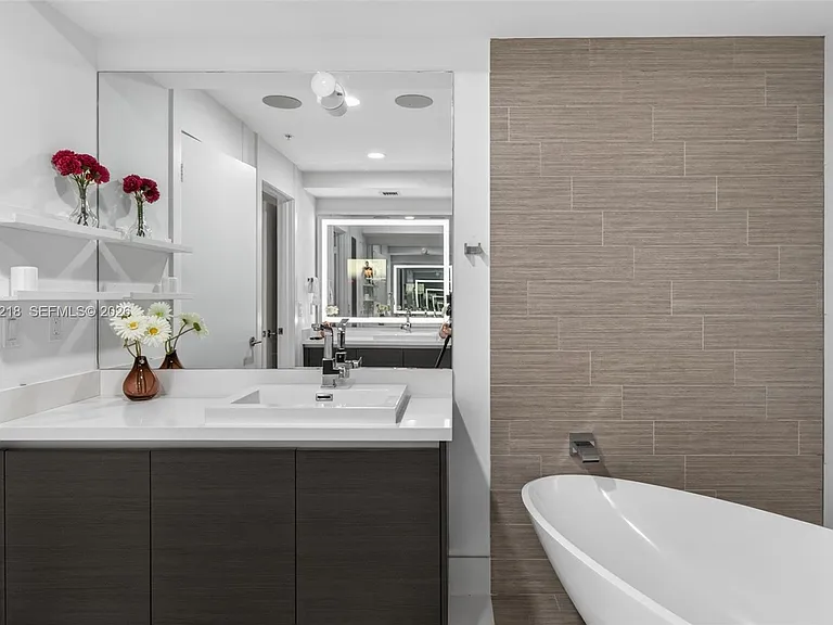 300 Sunny Isles Blvd #4-1902 — Photo 33