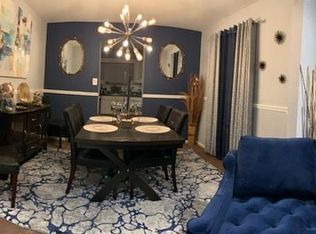 8 Monroe Ct, Berlin, NJ 08009