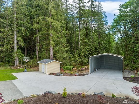 5th image of 7802 Nakoosa Ln NW