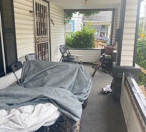 3rd image of 10616 Dove Ave