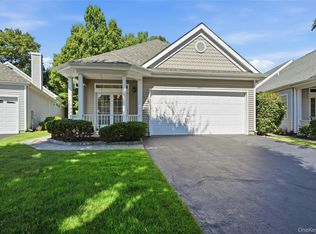 477 Leisure Dr, Ridge, NY 11961