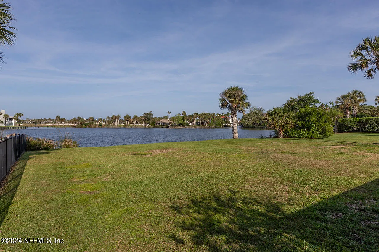 4 bed, 3.0 bath, 2750 sqft, $6,500 — Photo 3