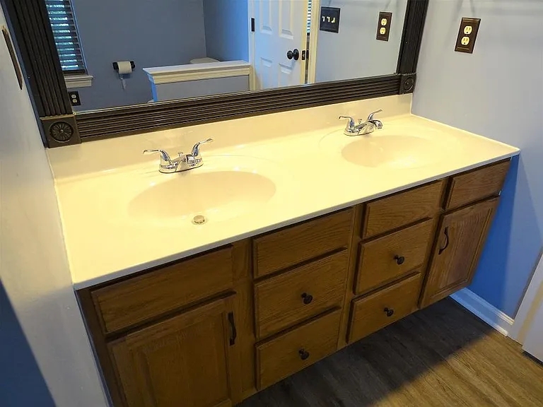 56 N Village Cir — Photo 21