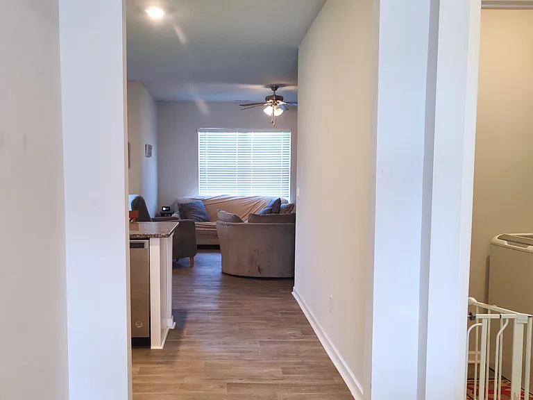 604 Ava St — Photo 12