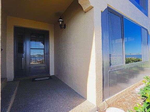 4th image of 10120 Seminole Island Dr #10120