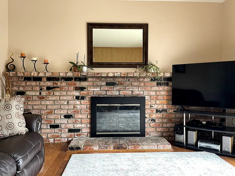 1884 Castro Dr — Photo 7