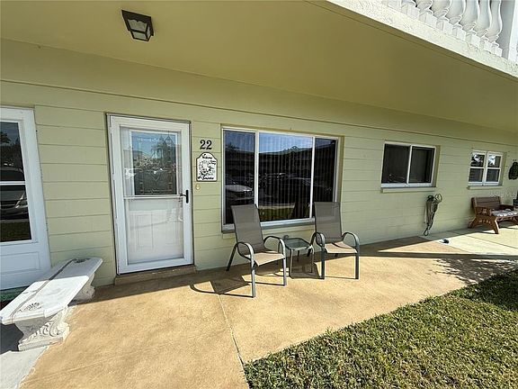3rd image of 2460 Canadian Way APT 22