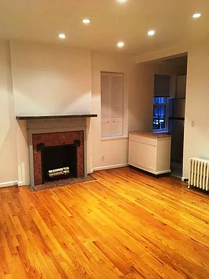 Rented by THOMAS F CAMPENNI CO | media 29