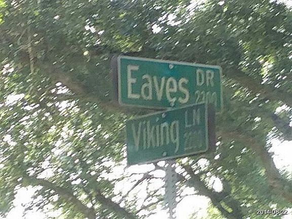 2nd image of 2200 Viking Ln