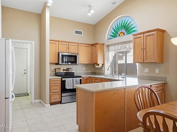 5th image of 8306 W TONTO Lane
