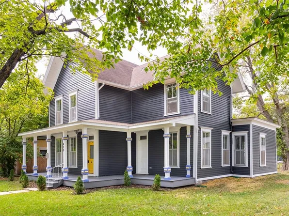 420 S Locust St, Ottawa, KS 66067
