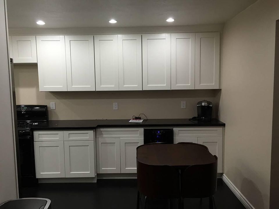 2nd image of 669 S College Ave