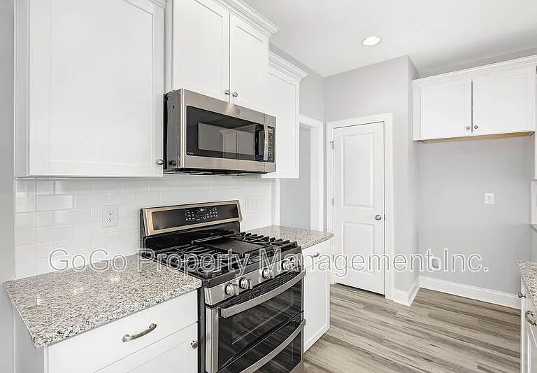 188 Silver Hill St — Photo 3
