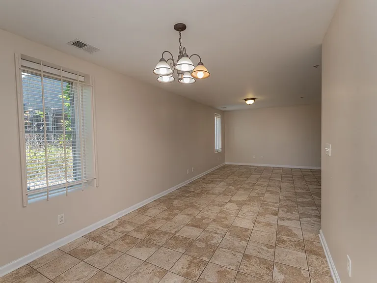 913 Walker St #102 — Photo 15