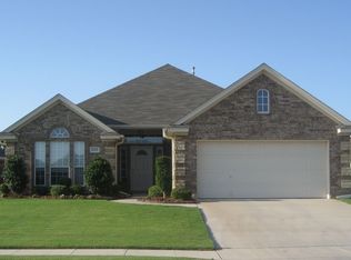 5325 Ridgecrest Dr, Wichita Falls, TX 76310